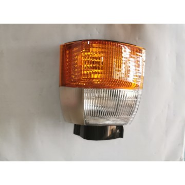 NISSAN F23 '1994-1999 CABSTAR ANGLE LAMP RH