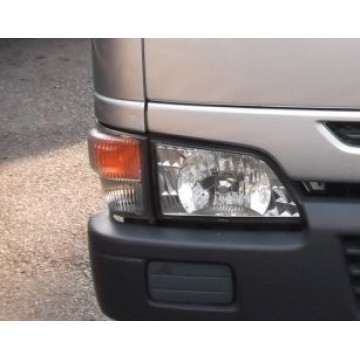 NISSAN CABSTAR QD32 '1999-2003 HEAD LAMP RH